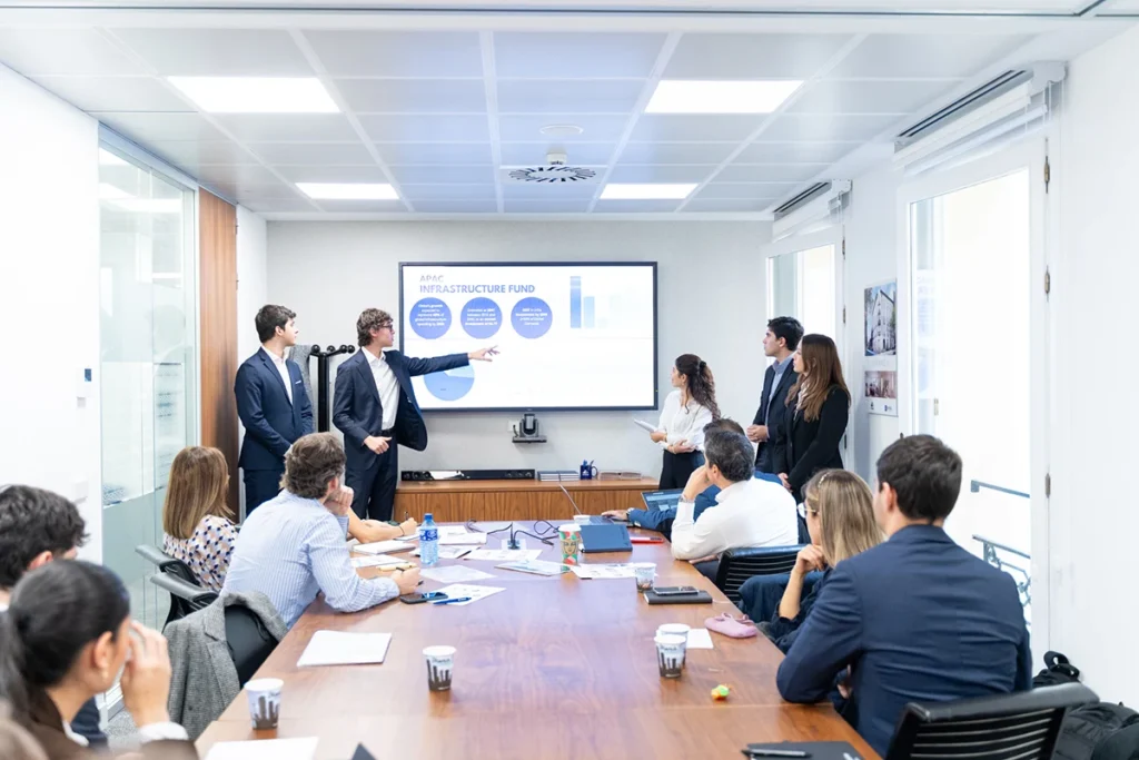 masters-in-finance-project-with-invesco-real-investment-challenges